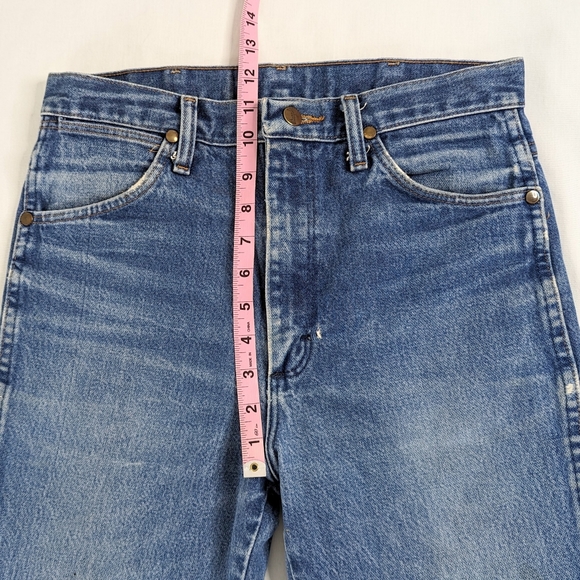VTG Wrangler Distressed Raw Hem High Waist Mom Jeans - Picture 8 of 12